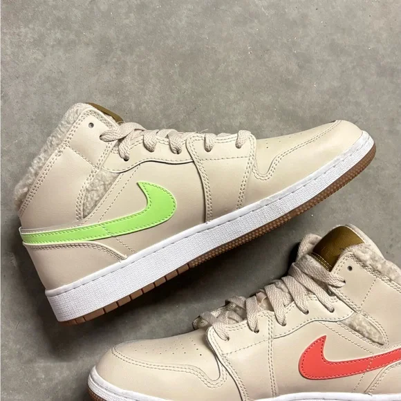 $250 Nike Air Jordan Mid Utility Fleece in Beige
